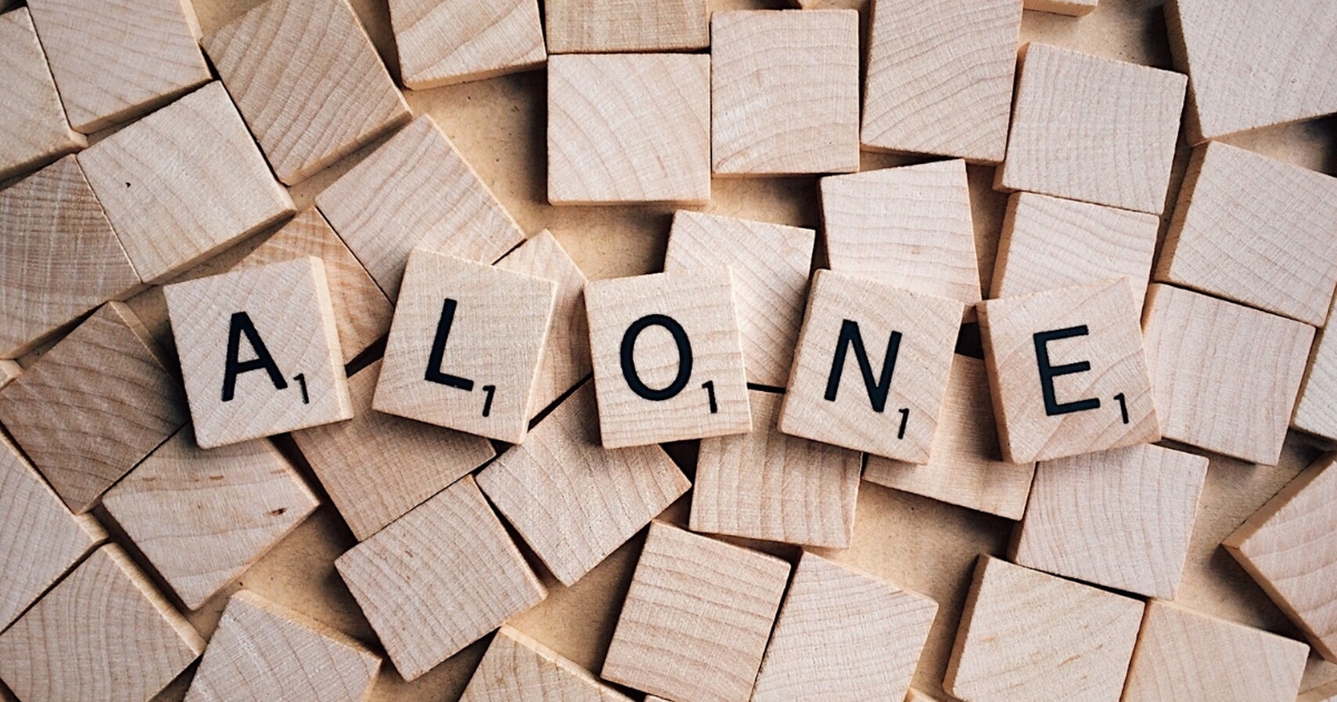 lonely vs alone — supporting image 1